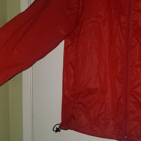 American Apperal Red light windbreaker - Picture 2 of 4